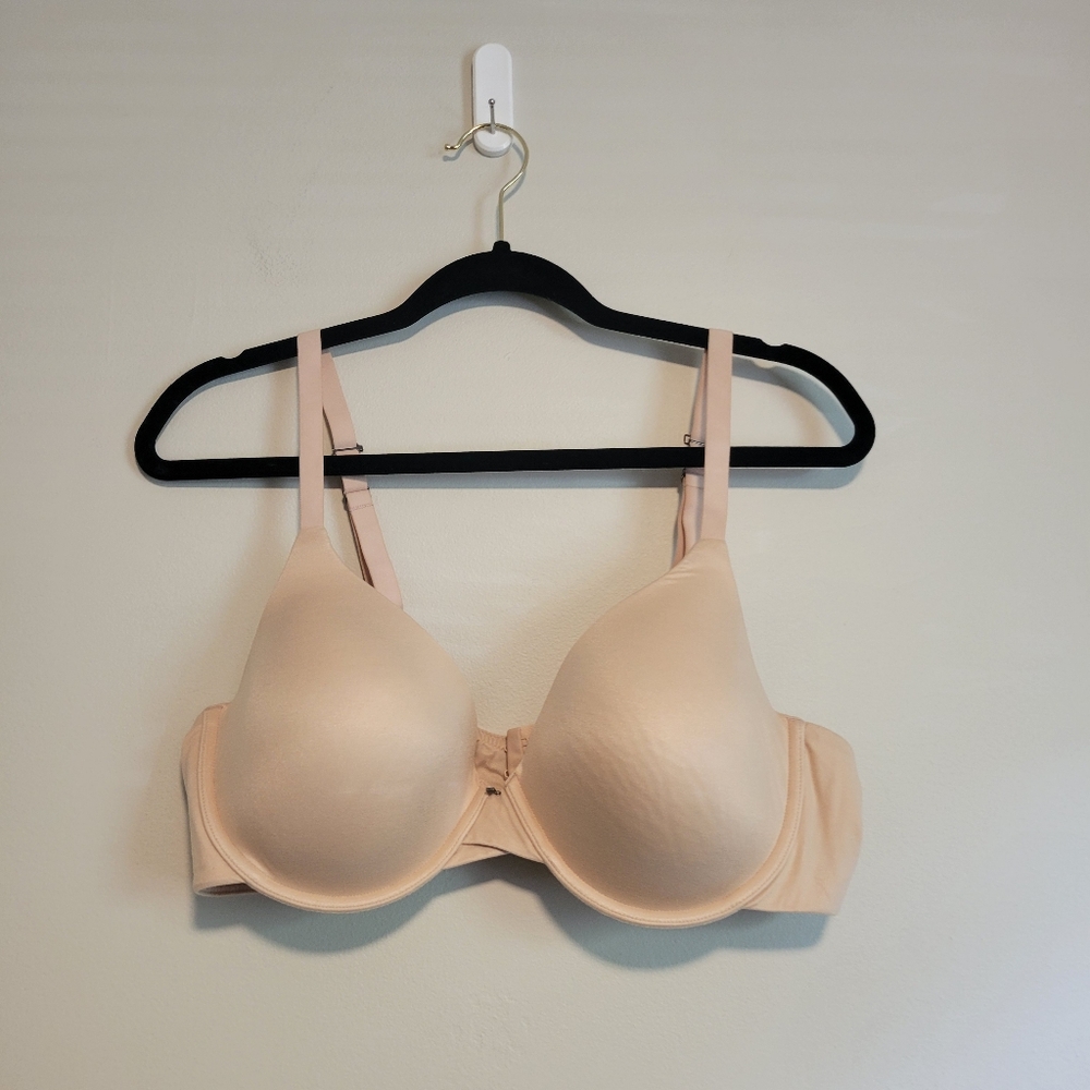 Simply Vera Nude Underwire Bra Size 40C